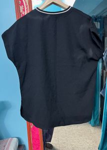 United Colors of Benetton Black T-Shirt