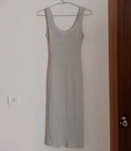 Bershka Bodycon Black And White Stripes Stretchy Dress