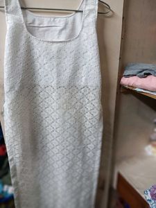 Elegant White Lace Sleeveless Blouse