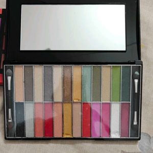 Eye Shadow Palette