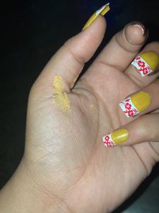 Highly Pigmented Golden Shimmer Eyeshadow