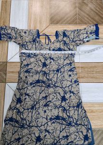 blue kurtha set.