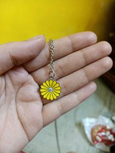 Cute Yellow Daisy Flower Pendant
