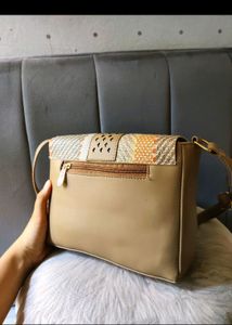 NEW ALEXIS SHOULDER BAG
