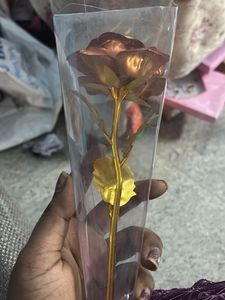 Gold Rose - Elegant Decor Piece