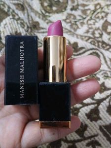 Manish Malhotra Lipstick Swatched