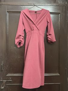 Elegant Ruched Sleeve Midi Dress
