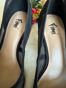 Mesh Detail Black Stiletto