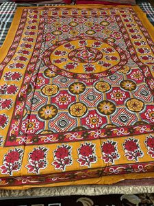 Vibrant Floral Print Bedsheet