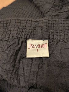 Black ribbed textured pants
