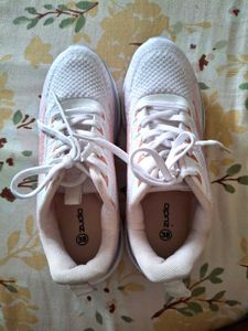 Zudio Pink &amp; White Knit Sneakers