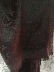 Auntentic Louis Vuitton Shawl