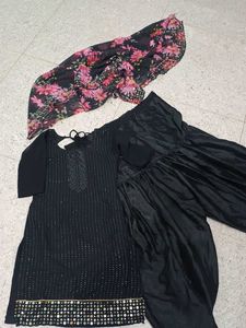 Black Embellished Kurta Set