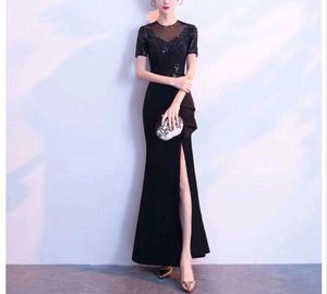 🖤 PRE-LOVED Elegant Black Sequin Evening Gown🖤