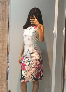 Bodycon flower print white dress