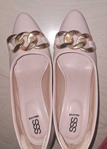 Chic Chain Detail Ballerinas