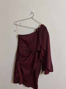 Chic One-Shoulder Ruched Dress