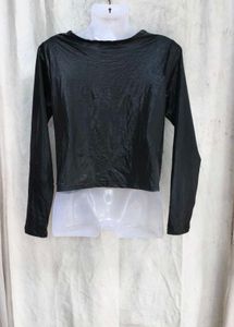 18279. Black Twist Front Long Sleeve Top