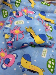baby bedding set with pillow and mini stuffed toys