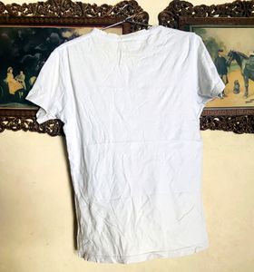 White Colour T-shirt From Marvel’s Collection Of Bewakoof.com……..Size Is S