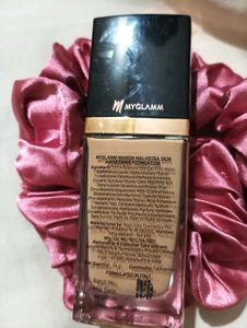 Myglamm Manish Malhotra Skin Awakening Foundation