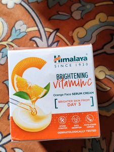 Himalaya Vitamin C Orange Face Serum Cream