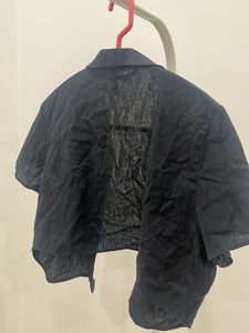 Black Cropped Linen Shirt