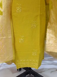 Extremely Beautiful Brand New Golden Suit Set