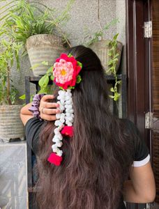 Crochet Lotus Gajra Clip