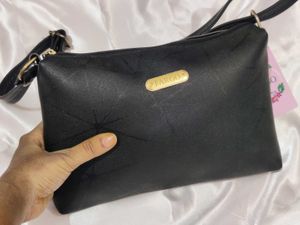 Stylish Black Fargo sling Bag