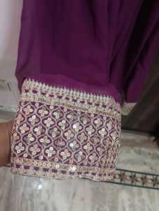 Elegant Purple Embroidered Kurta Set L size