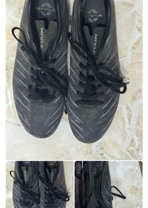 Women's Sports Shoes - Comfortable &amp; Stylish