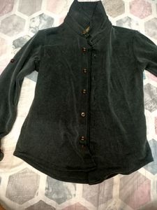 Black Shirt; White Pant And Velvet Type Pan