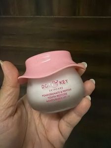 Dot & Key Pomegranate Youth Restore Moisturizer SP