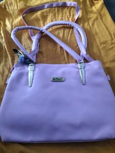 🔥Premium Lavender Handbag1500 rs  &amp; free secret g