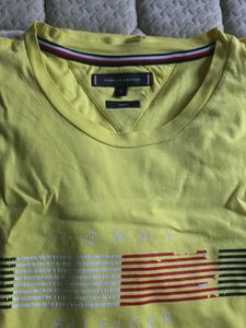 Men's Yellow Graphic T-Shirt with Shorts