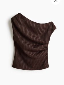 H&M TEXTURED ONE-SHOULDER TOP
