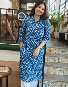 Stylish Blue Zigzag Print Kurta