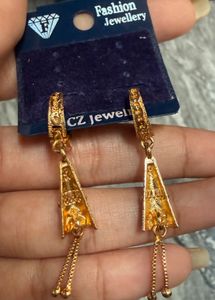 Elegant Gold Tone Drop Earrings