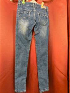 🔷 Ms' Sadeen Blue Denim Jeans 👖