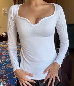 White Ribbed Sweetheart Neck Top