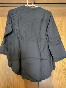 Chic Black V-Neck Tunic Top size L