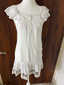 White Lace Trimmed Blouse ✨🤍