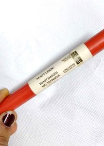 2 Matt look lip crayons