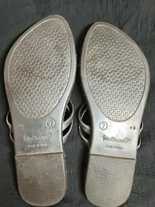 Stylish Silver Flats for Women