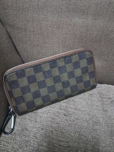 Classic Checkered Zip-Around Wallet