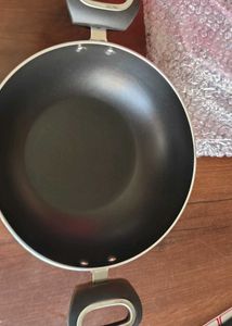 Preethi Dura Collection Non-Stick Kadai