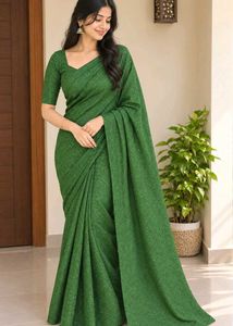 Elegant Green Geometrical Print Saree