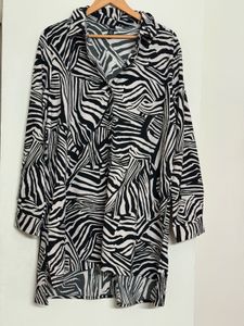 Chic Zebra Print Shirt Dress