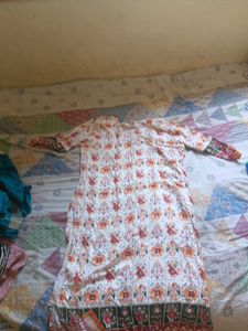 Trendy White Ethnic Print Kurta